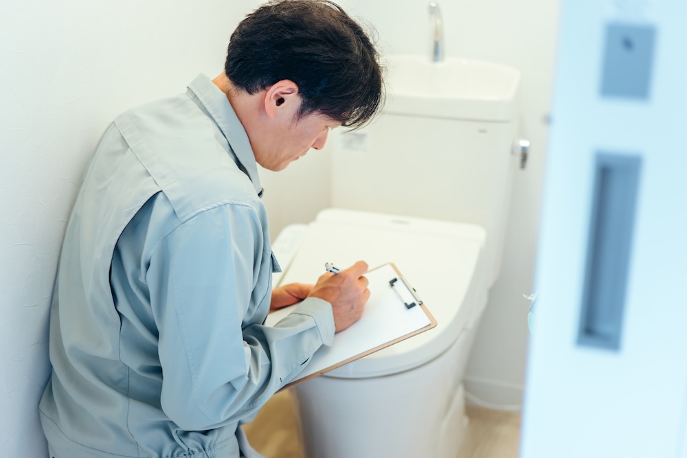 作業する男性