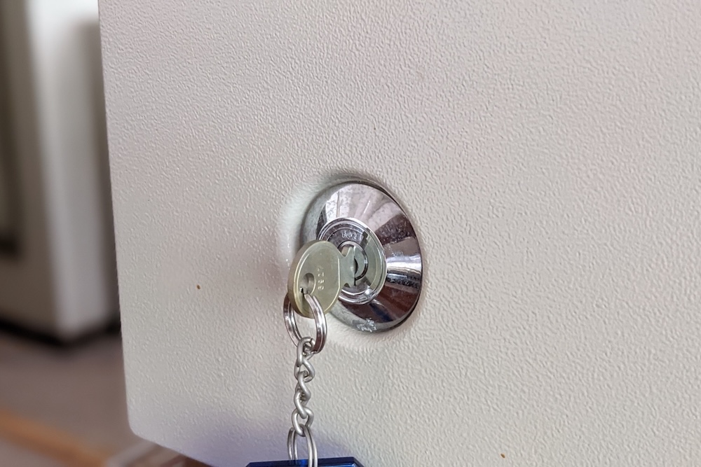 回らない金庫の鍵