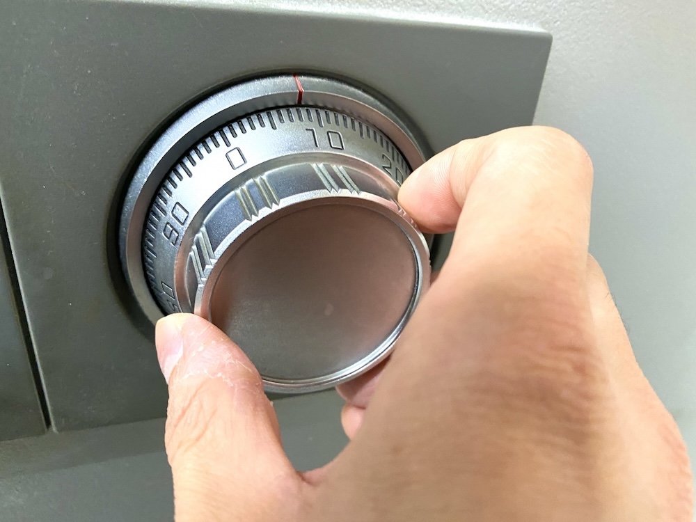 ダイヤルを回す