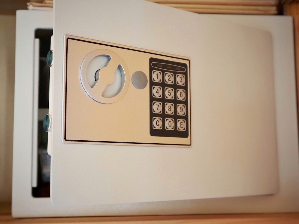テンキー式金庫