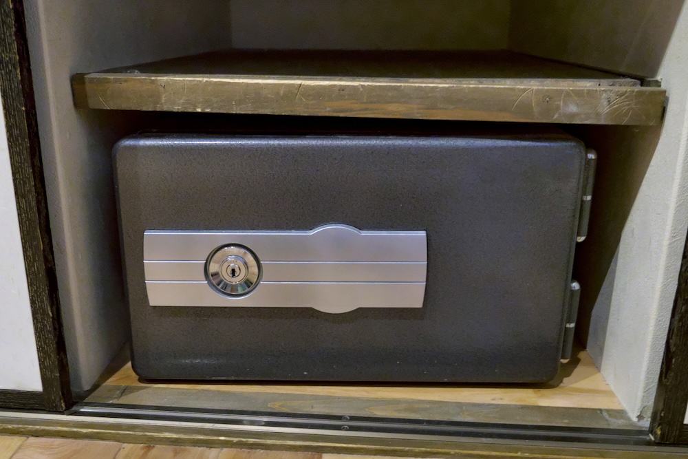 シリンダー式金庫