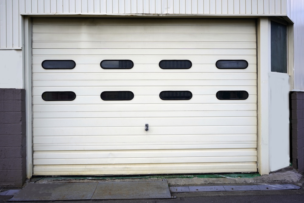 シャッターの鍵交換費用