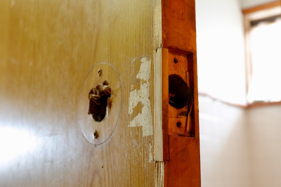 ドアノブが取れた