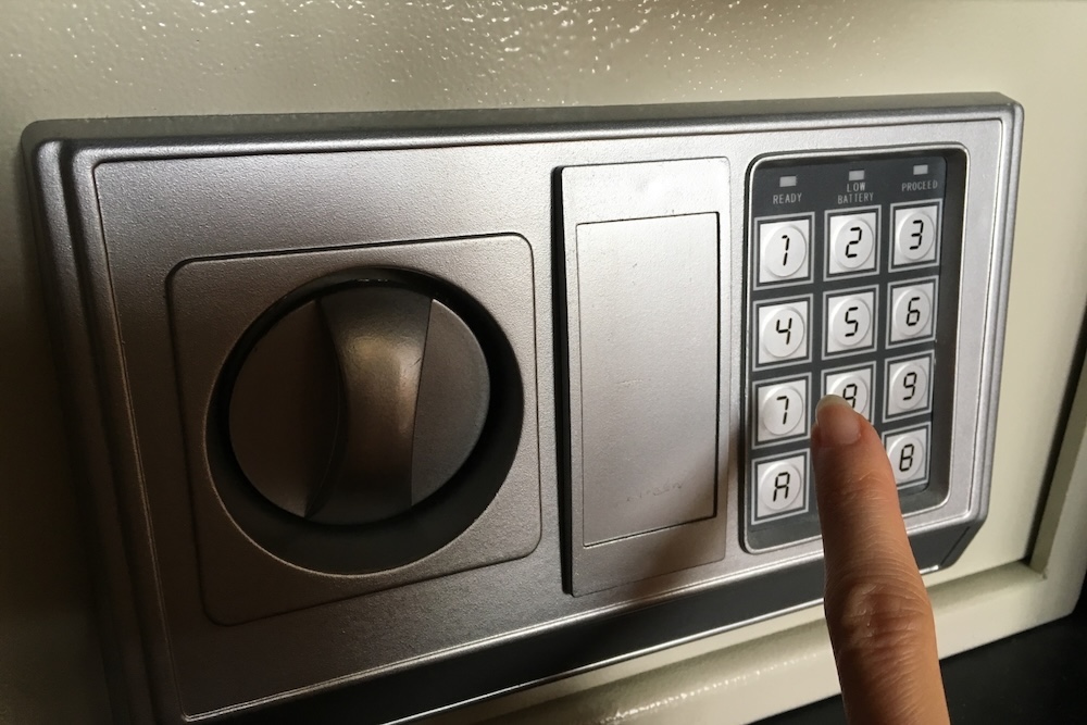 テンキー式金庫