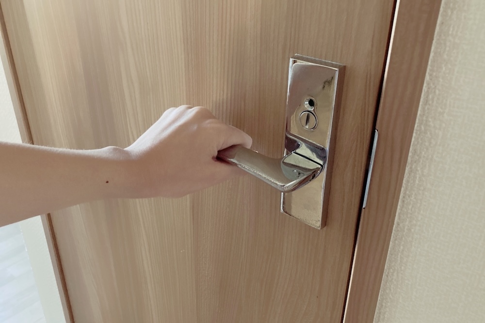 ドアノブが動かない・空回りする 