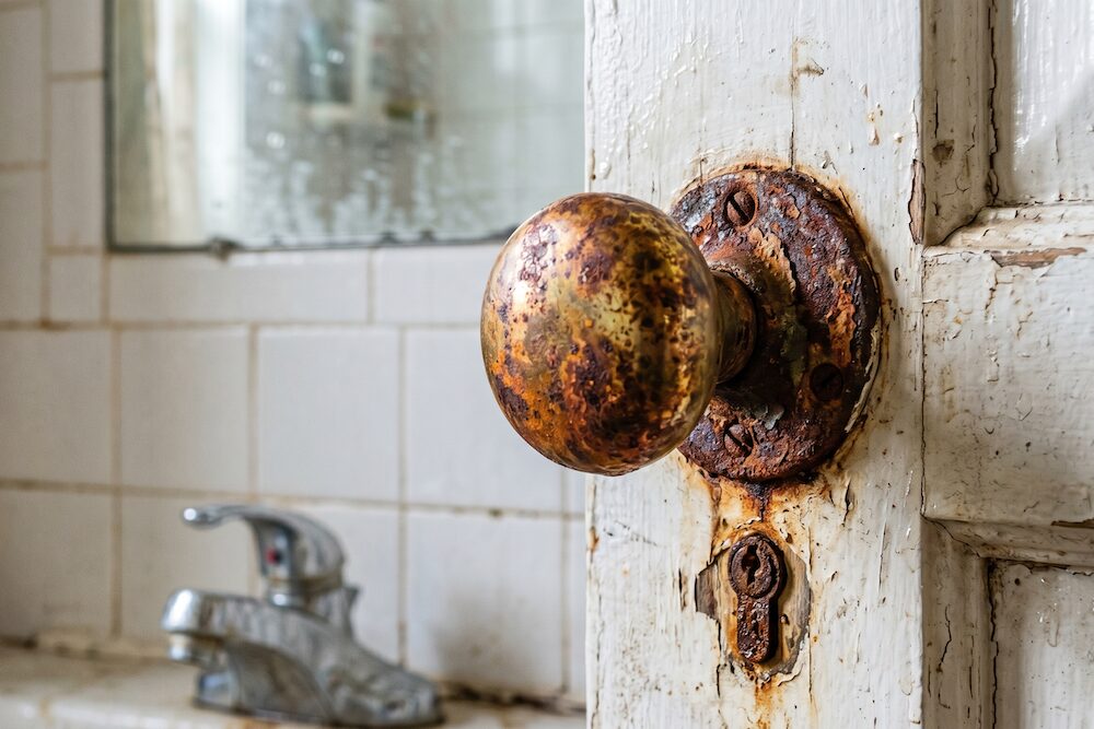 サビたドアノブ