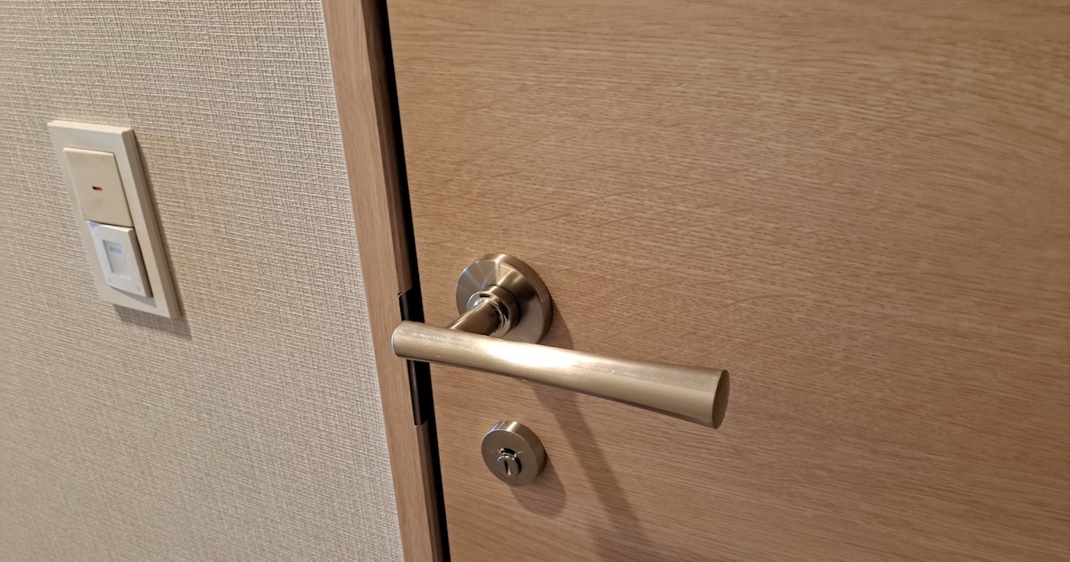 トイレのドアの鍵